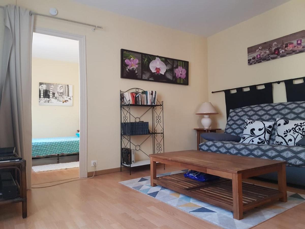 Charmante Maisonnette 2 Personnes Avec Wifi Surgères Esterno foto