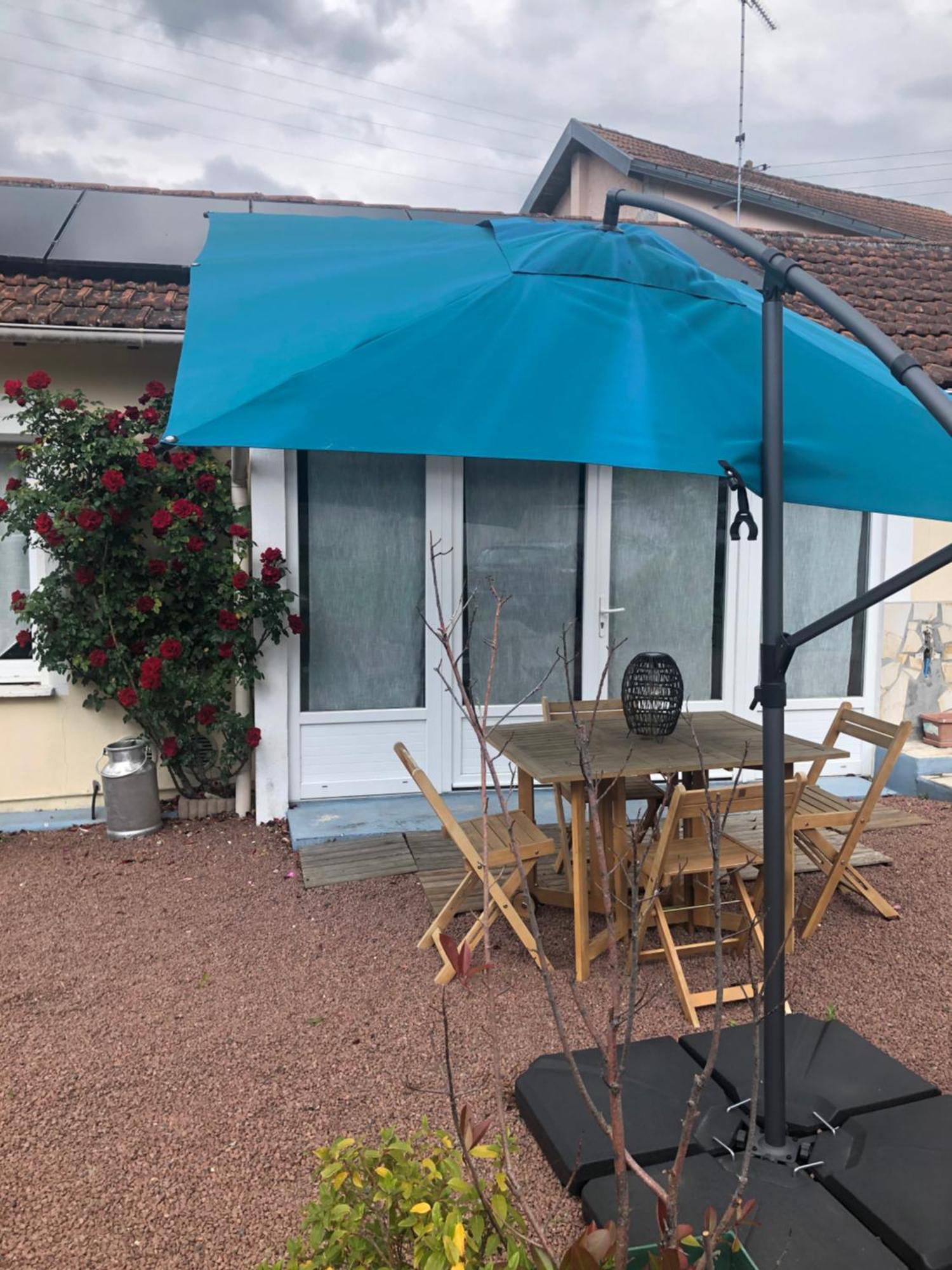 Charmante Maisonnette 2 Personnes Avec Wifi Surgères Esterno foto